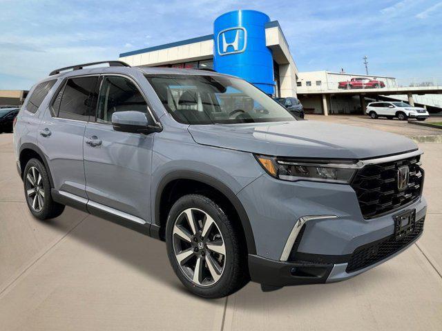 new 2025 Honda Pilot car, priced at $51,550