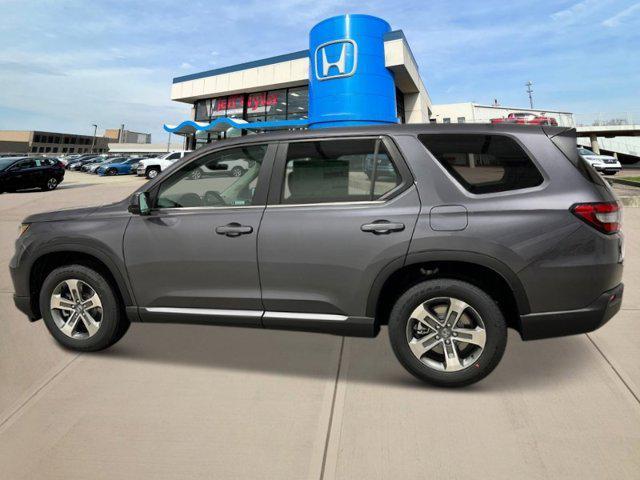 new 2025 Honda Pilot car, priced at $47,095