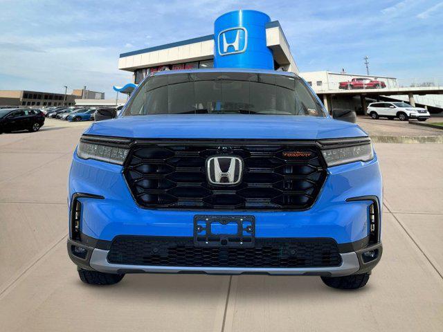 new 2025 Honda Pilot car, priced at $51,305