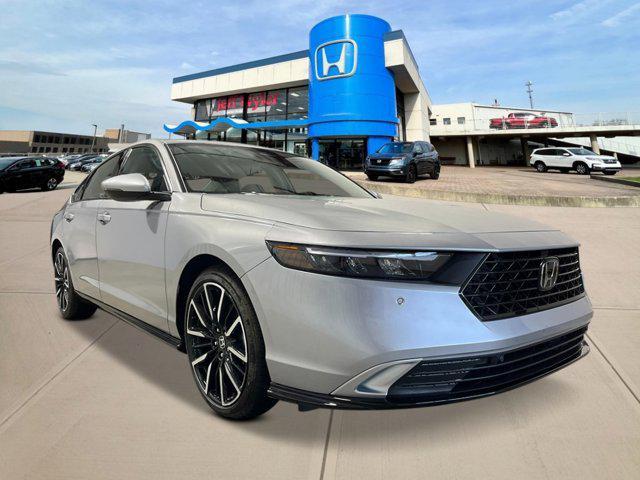 new 2025 Honda Accord Hybrid car, priced at $40,495