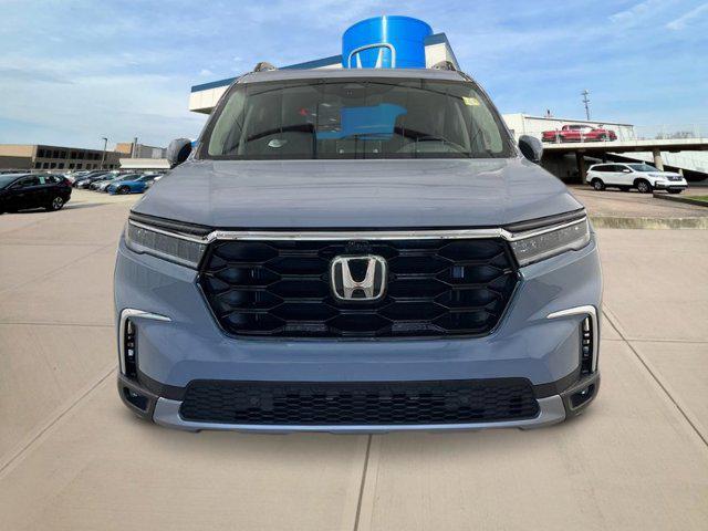 new 2025 Honda Pilot car, priced at $55,030