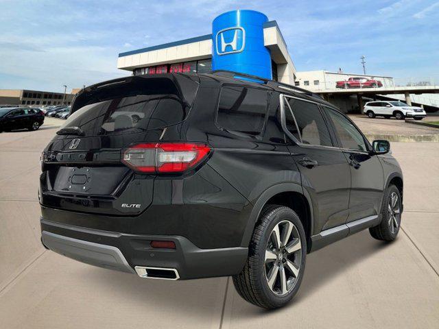 new 2025 Honda Pilot car, priced at $55,260
