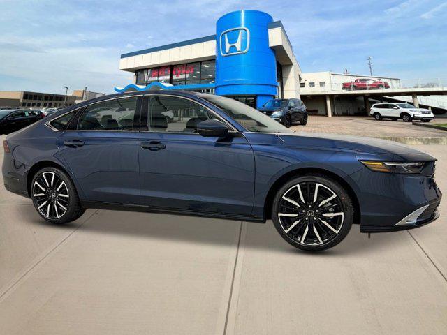 new 2025 Honda Accord Hybrid car, priced at $40,495