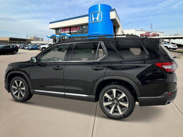 new 2025 Honda Pilot car, priced at $51,050