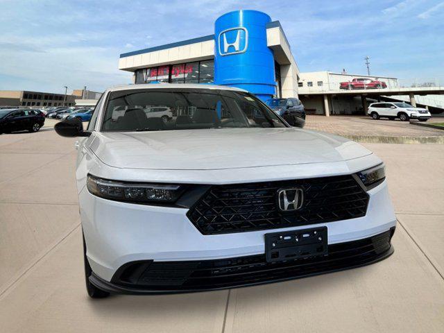 new 2025 Honda Accord Hybrid car, priced at $35,205