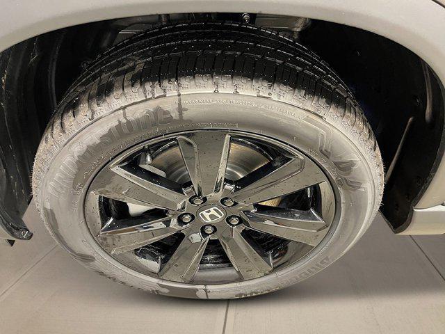 new 2025 Honda Pilot car, priced at $56,030