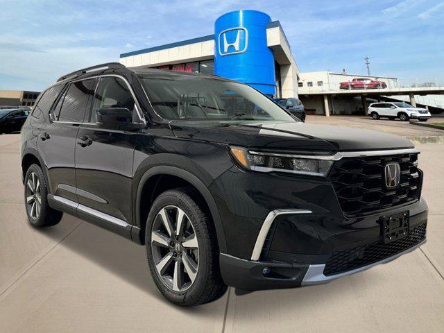new 2025 Honda Pilot car, priced at $51,780
