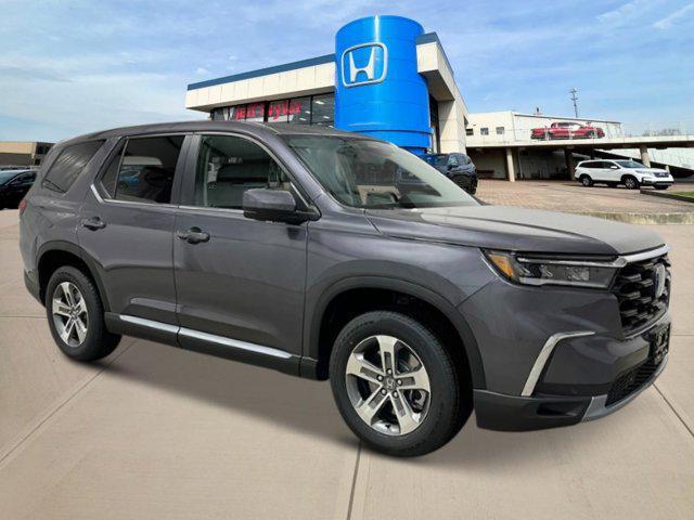new 2025 Honda Pilot car, priced at $47,780