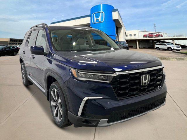 new 2025 Honda Pilot car, priced at $50,995