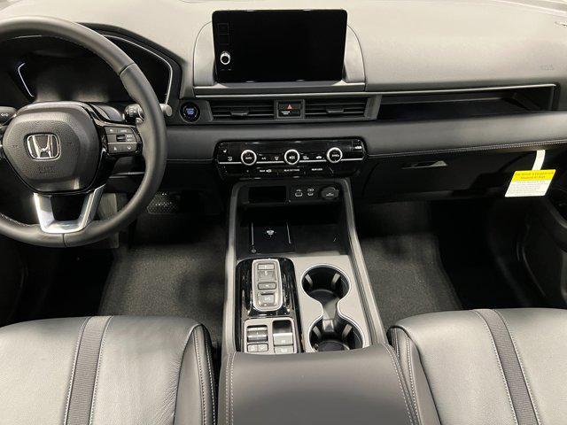 new 2025 Honda Pilot car, priced at $51,095
