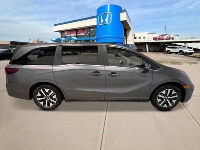 new 2026 Honda Odyssey car, priced at $44,290