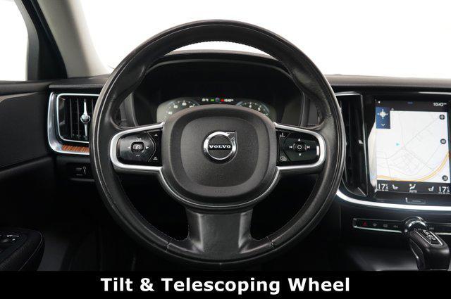 used 2020 Volvo V60 Cross Country car, priced at $25,680