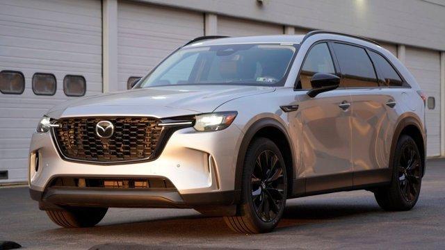new 2025 Mazda CX-90 PHEV car, priced at $55,294