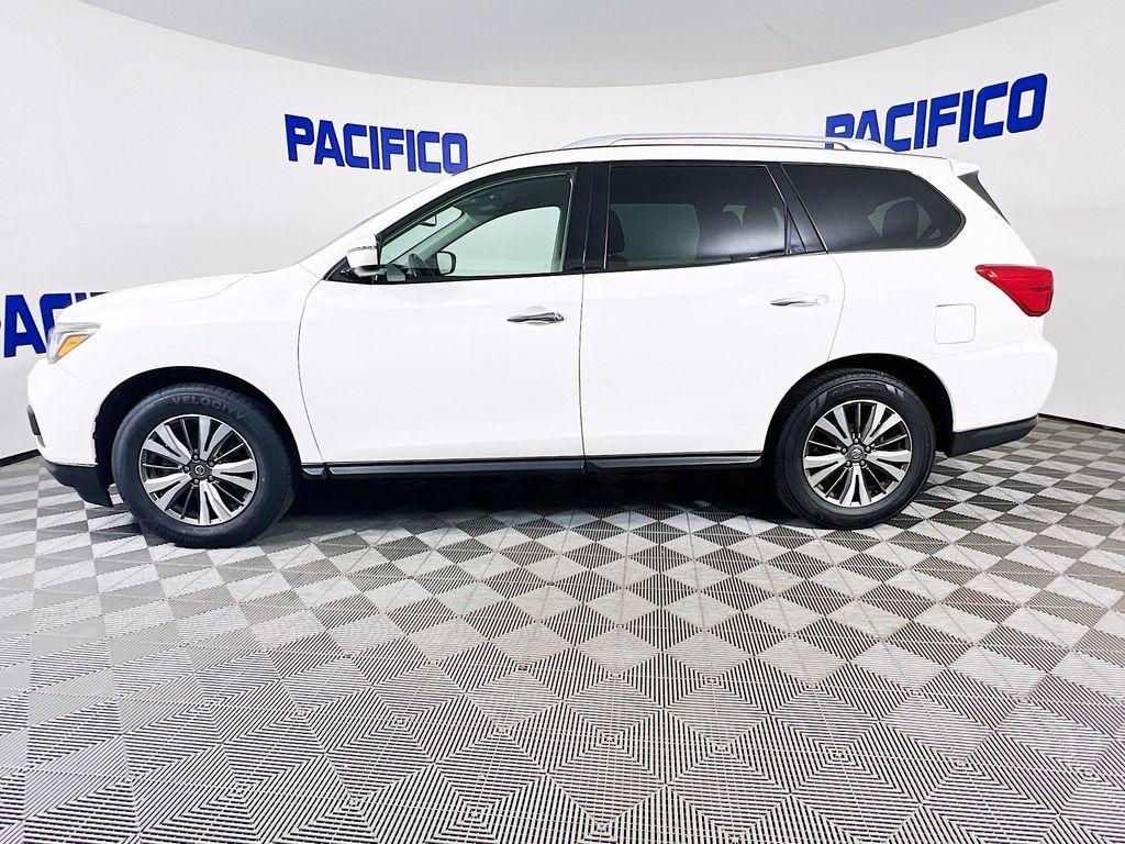 used 2020 Nissan Pathfinder car, priced at $18,749