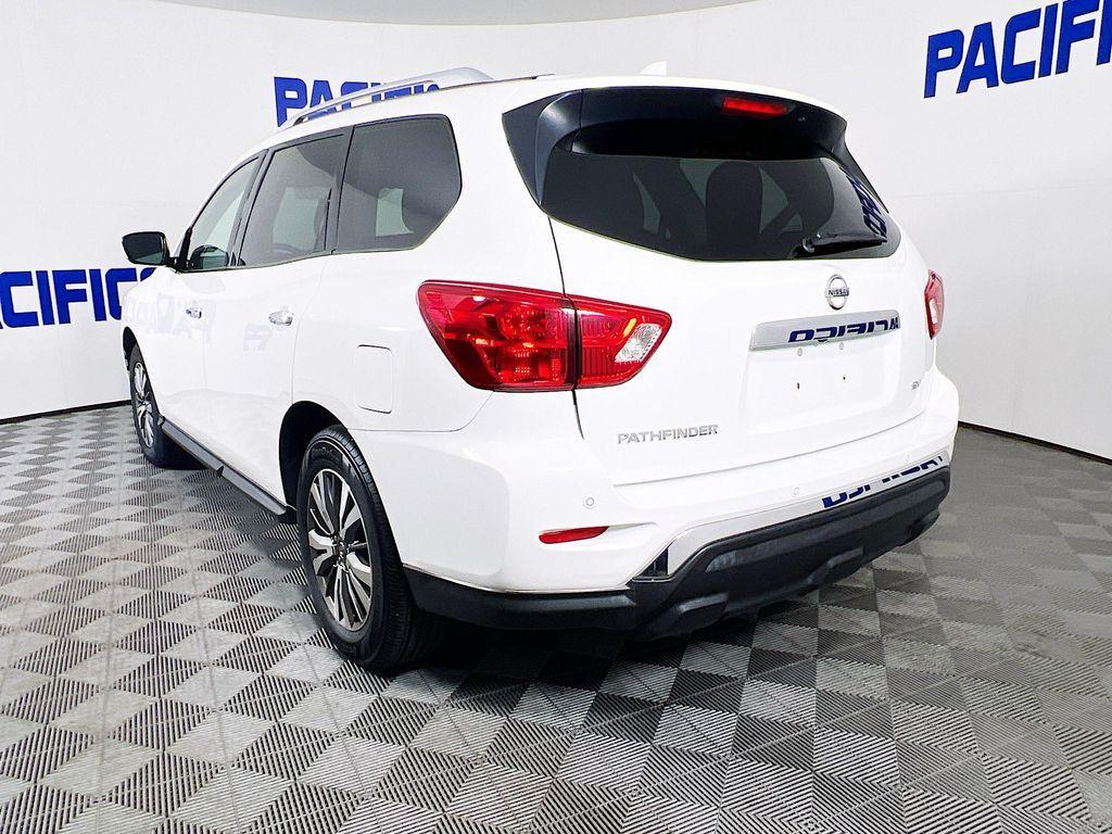 used 2020 Nissan Pathfinder car, priced at $18,749