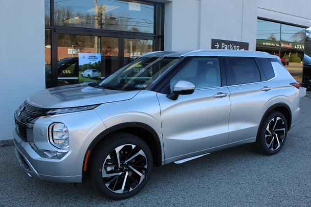 new 2024 Mitsubishi Outlander car, priced at $33,240