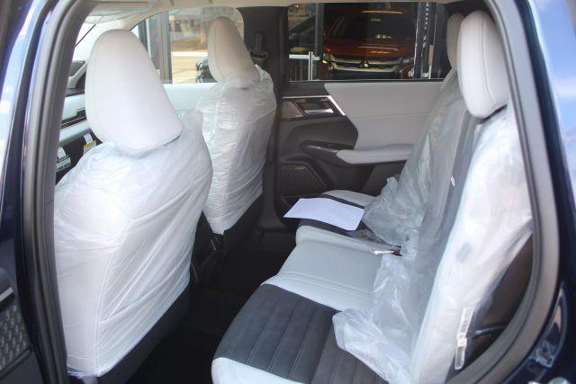 new 2025 Mitsubishi Outlander car, priced at $35,585