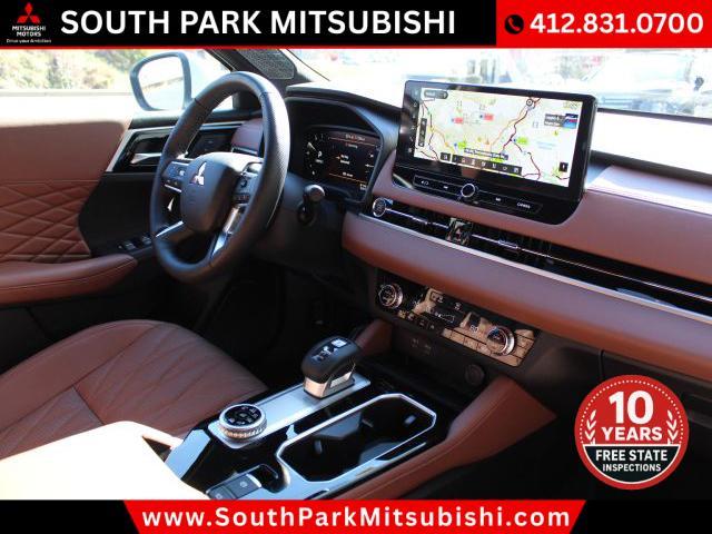 used 2025 Mitsubishi Outlander car, priced at $35,993