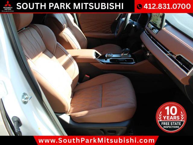 used 2025 Mitsubishi Outlander car, priced at $35,993