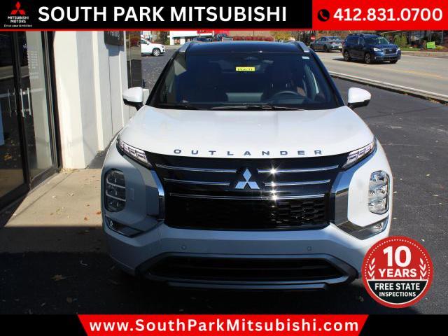 used 2025 Mitsubishi Outlander car, priced at $35,993