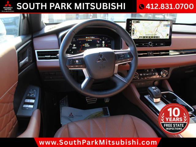 used 2025 Mitsubishi Outlander car, priced at $35,993