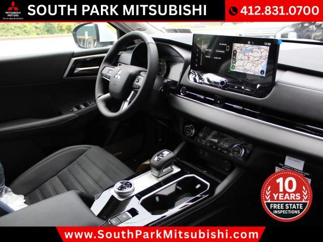new 2025 Mitsubishi Outlander car, priced at $33,645