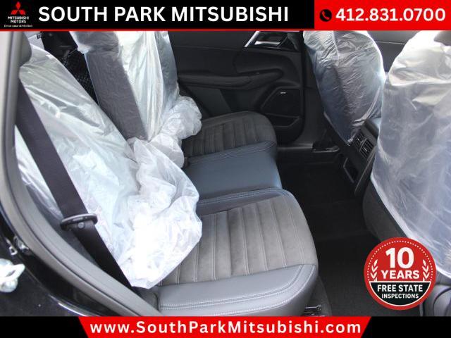 new 2025 Mitsubishi Outlander car, priced at $33,960