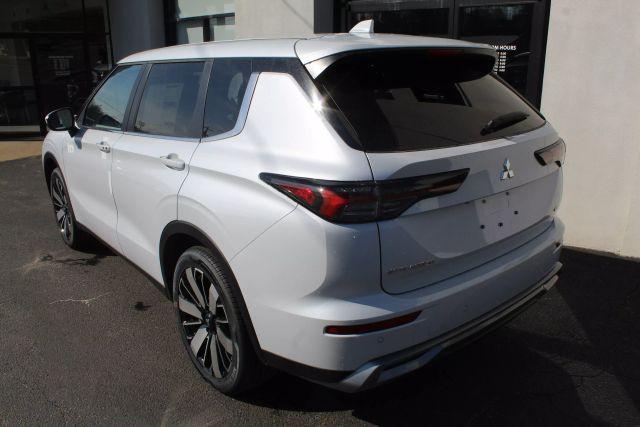 new 2025 Mitsubishi Outlander car, priced at $34,465