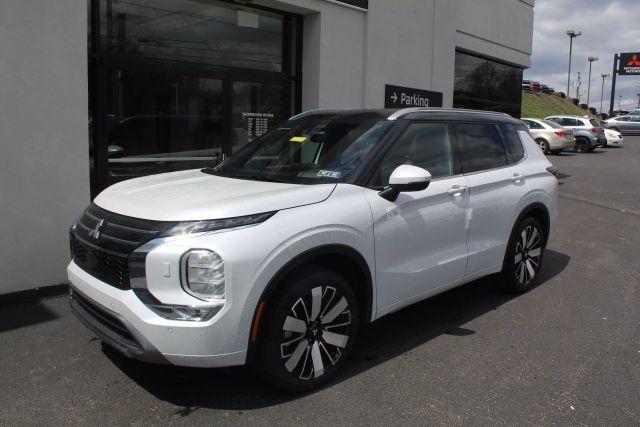 new 2025 Mitsubishi Outlander car, priced at $42,945