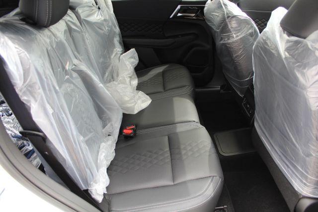 new 2025 Mitsubishi Outlander PHEV car, priced at $41,825