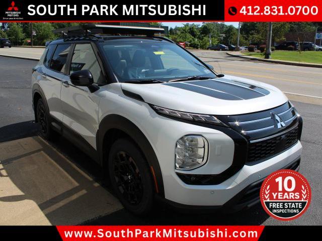 new 2025 Mitsubishi Outlander car, priced at $39,815