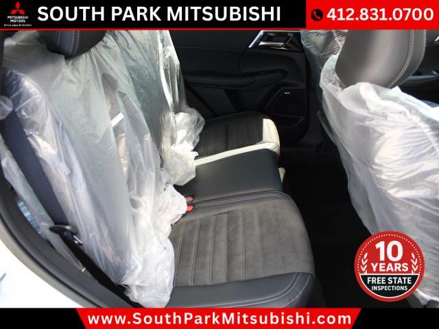 new 2025 Mitsubishi Outlander car, priced at $39,815