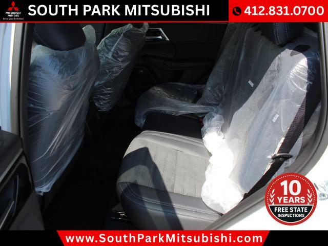 new 2025 Mitsubishi Outlander car, priced at $39,815