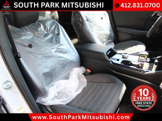 new 2025 Mitsubishi Outlander car, priced at $39,815