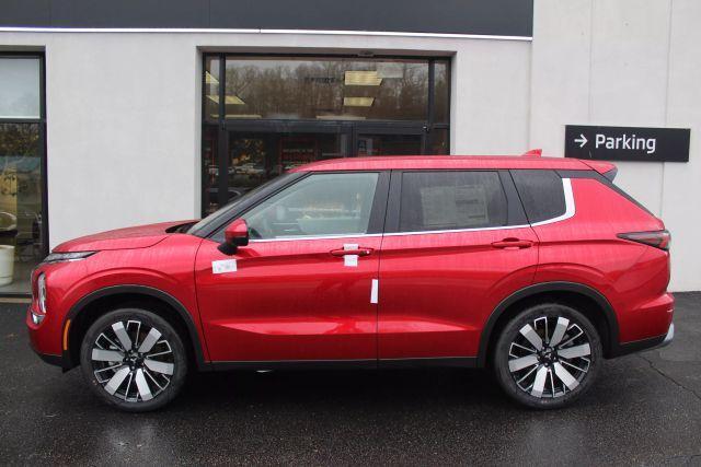 new 2025 Mitsubishi Outlander car, priced at $34,230