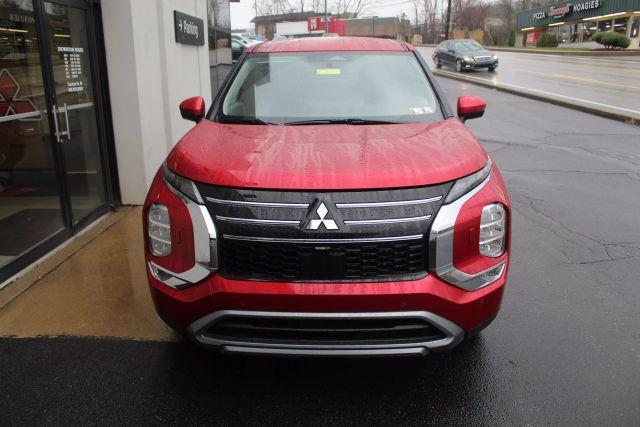 new 2025 Mitsubishi Outlander car, priced at $34,230