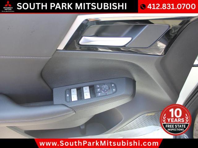 new 2025 Mitsubishi Outlander car, priced at $36,070