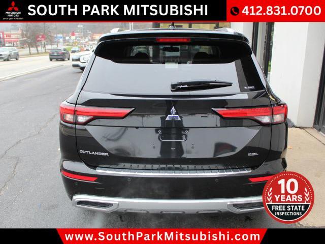 used 2024 Mitsubishi Outlander car, priced at $30,941
