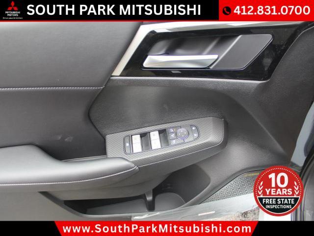 new 2025 Mitsubishi Outlander car, priced at $37,215