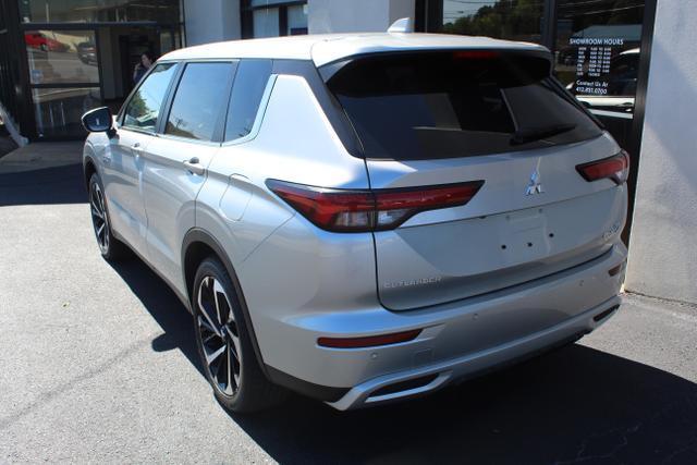 new 2025 Mitsubishi Outlander PHEV car, priced at $38,610