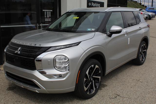 new 2024 Mitsubishi Outlander car, priced at $33,335