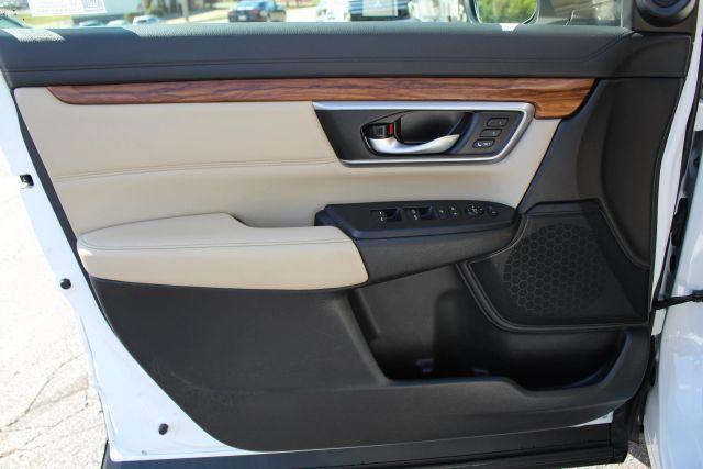used 2019 Honda CR-V car, priced at $24,277