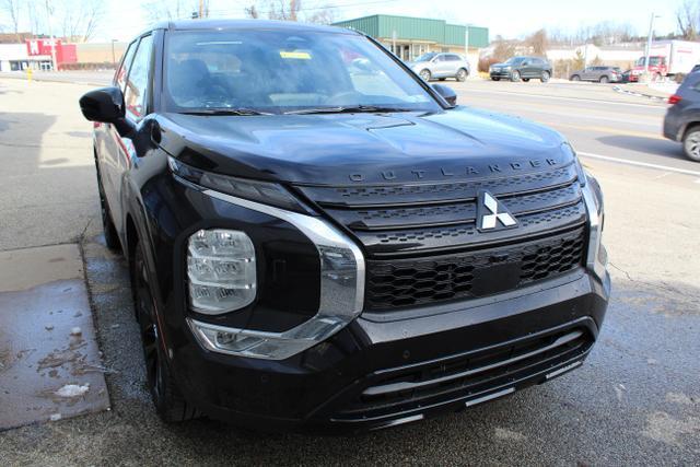 new 2024 Mitsubishi Outlander car, priced at $31,505