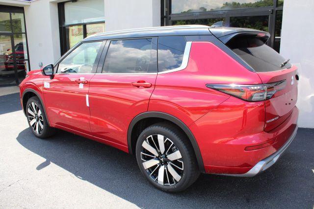 new 2025 Mitsubishi Outlander car, priced at $42,945