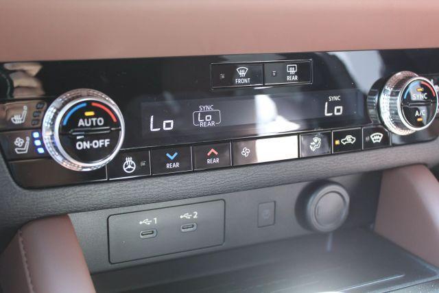 new 2025 Mitsubishi Outlander car, priced at $42,945