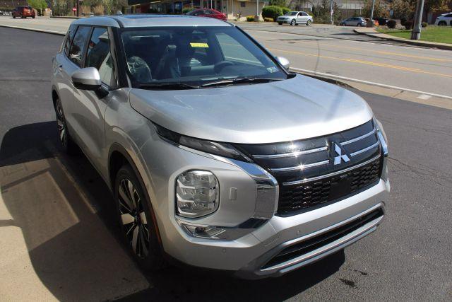 new 2025 Mitsubishi Outlander car, priced at $34,905
