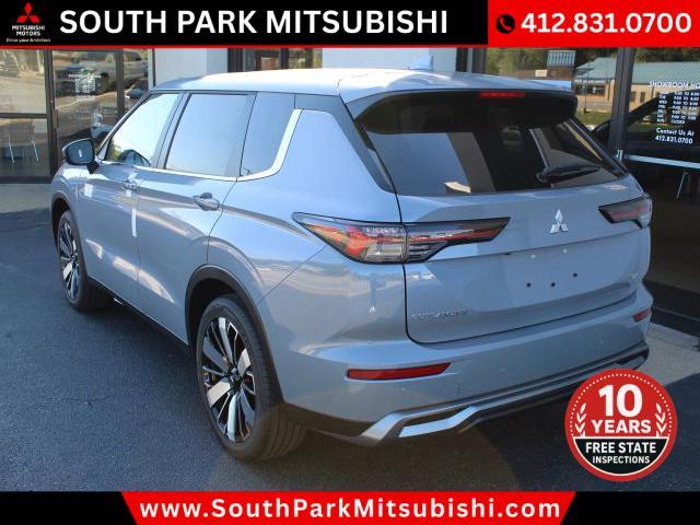 new 2025 Mitsubishi Outlander car, priced at $37,610
