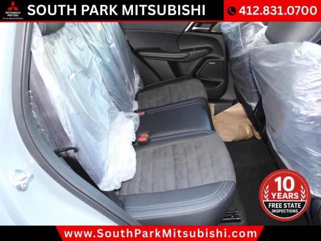 new 2025 Mitsubishi Outlander car, priced at $37,610