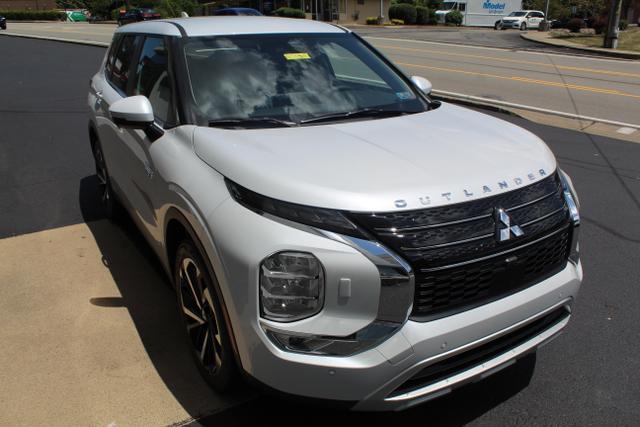 new 2024 Mitsubishi Outlander car, priced at $30,095