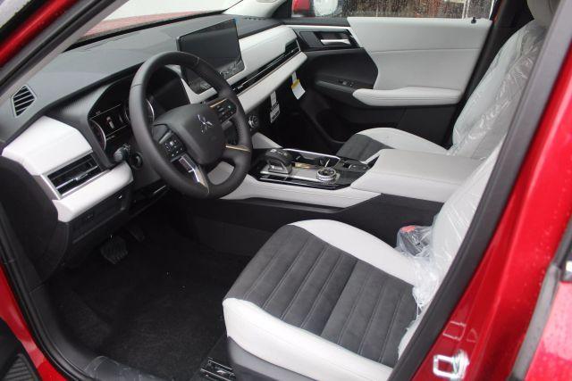 new 2025 Mitsubishi Outlander car, priced at $34,625